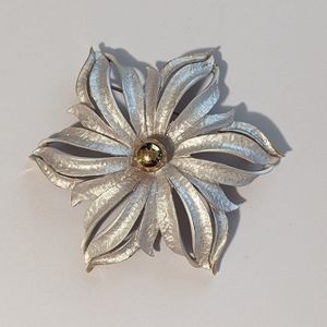 3 for $30 Vintage Celebrity 1960s large pearlescent flower brooch LARGE
